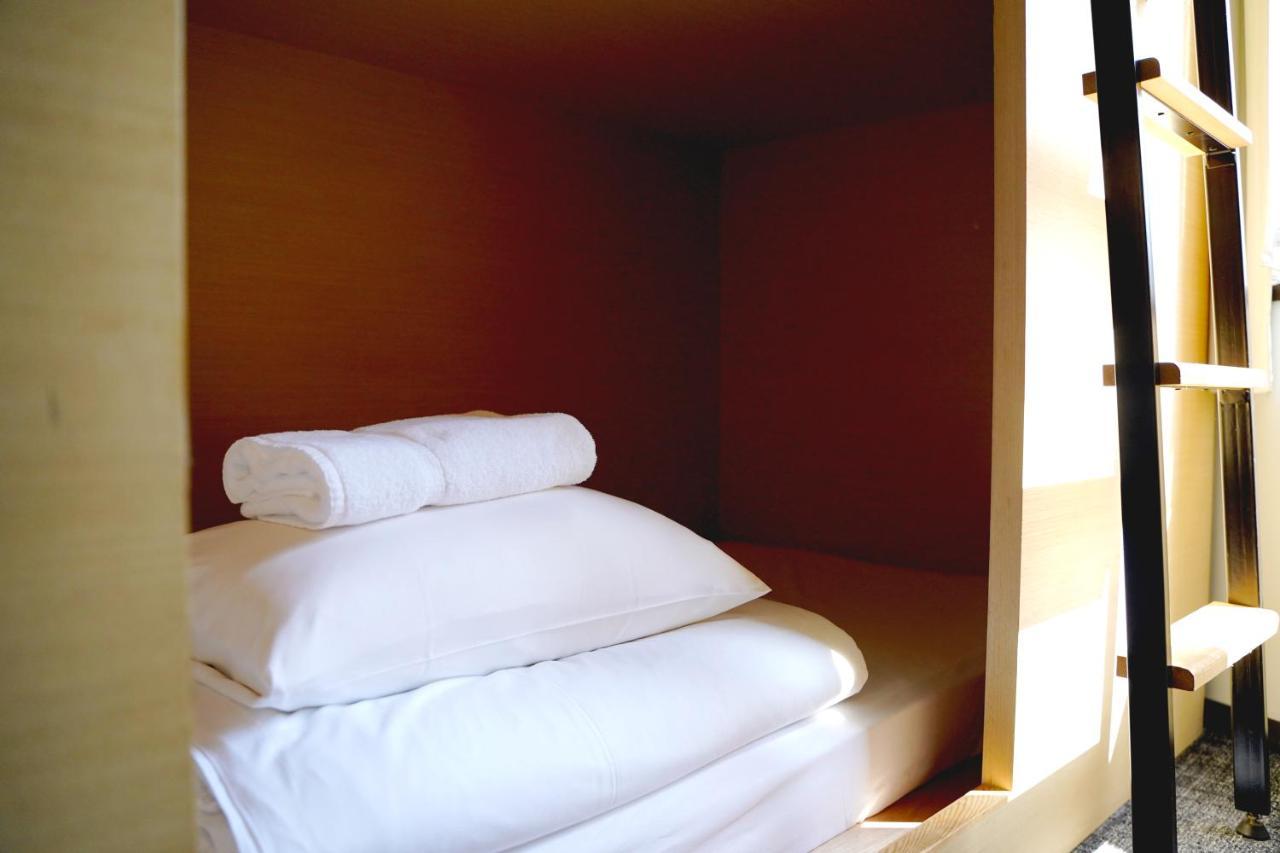 Mixed Dormitory Room